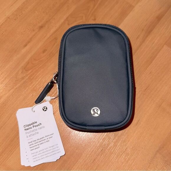 NWT Lululemon Clippable Nano Pouch - Oil Blue Grey - Picture 2 of 6